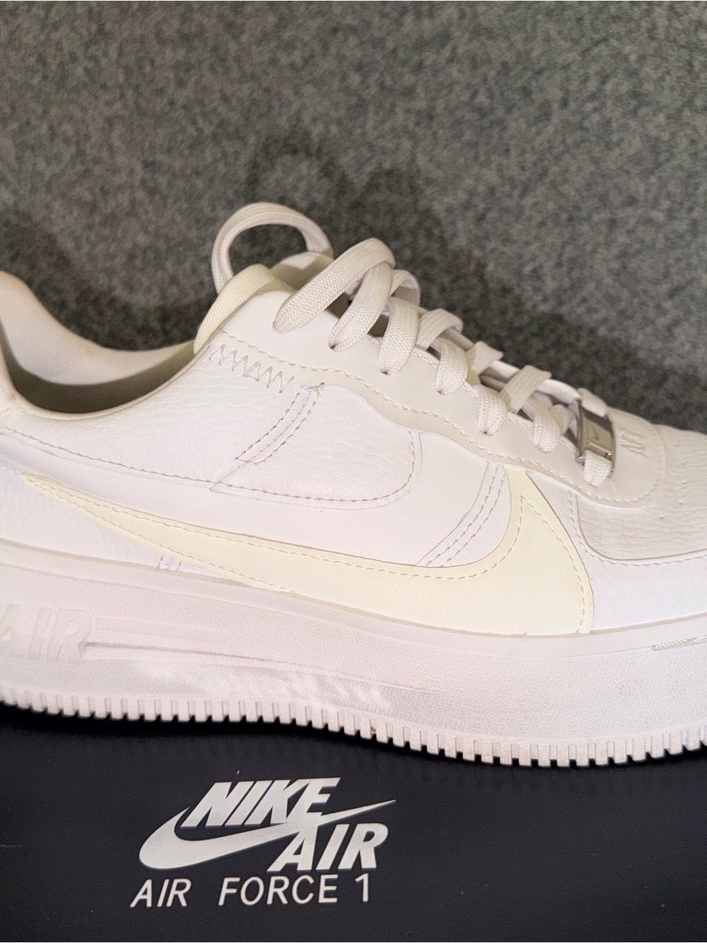 Nike Women's Air Force 1 Platform